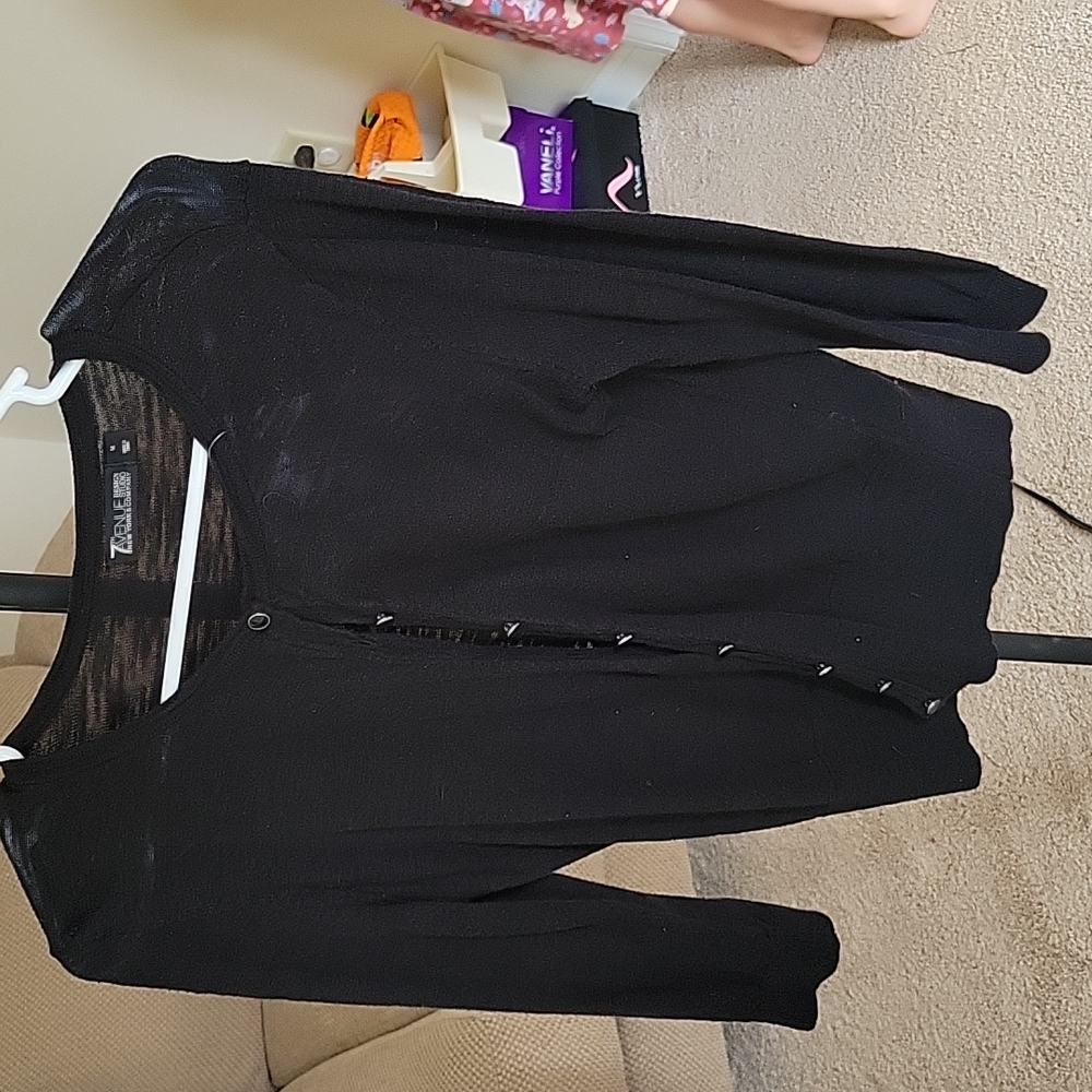 #2948 New York and company size medium women's lightweight sweater